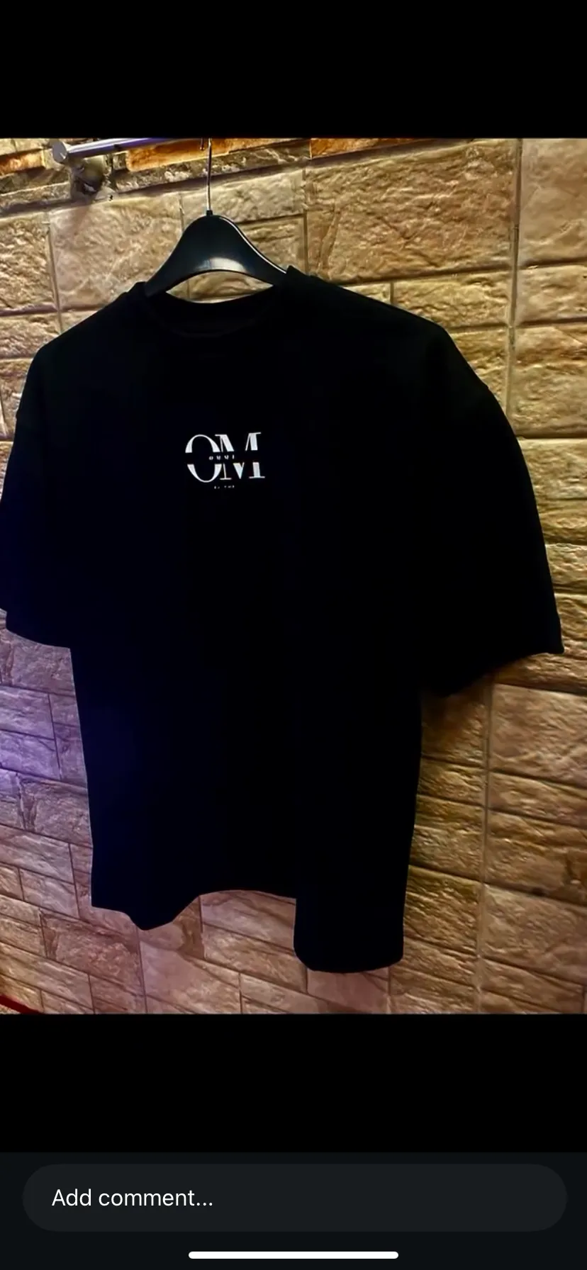 Black T-shirt 