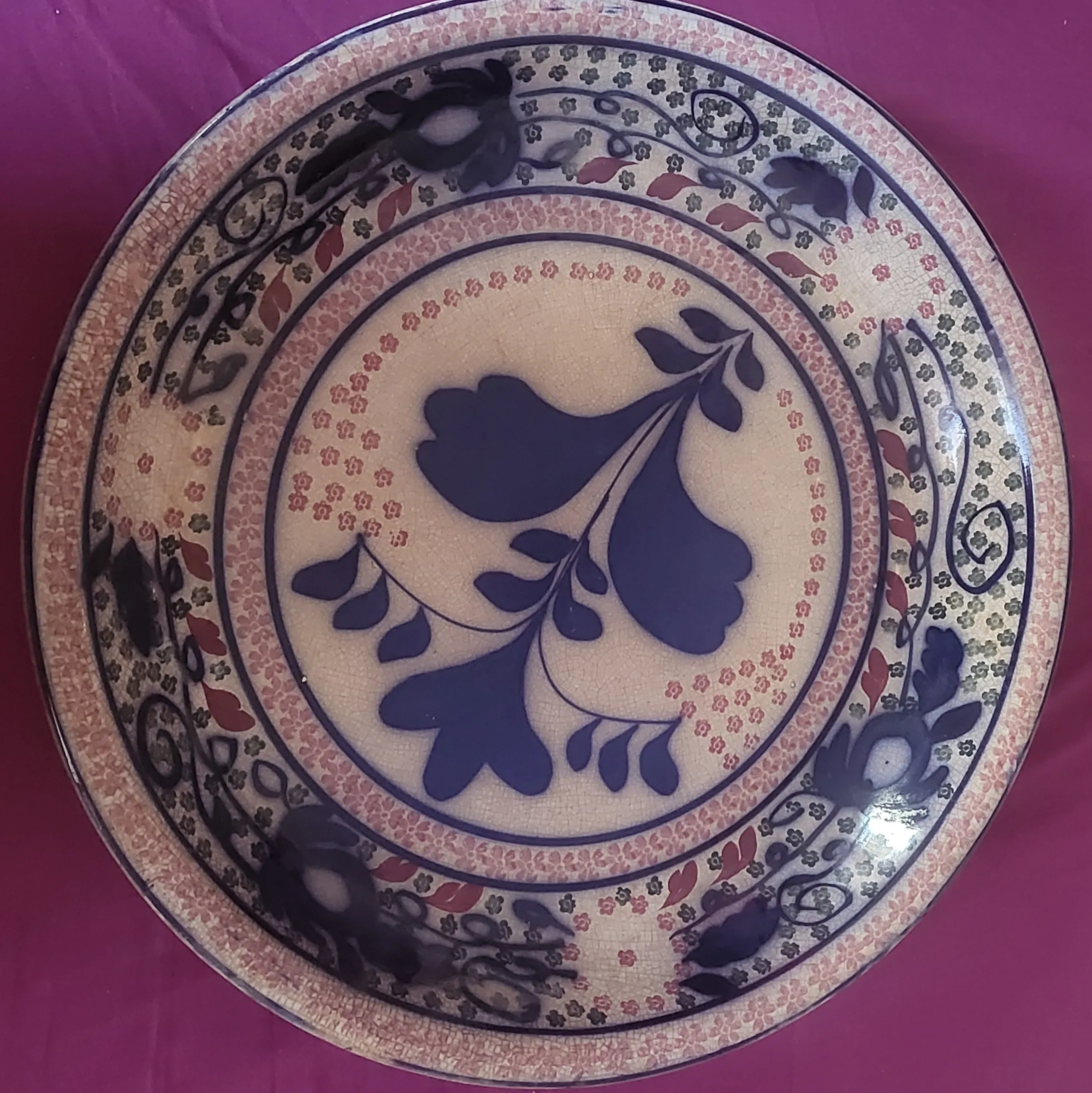 Grande assiette ancienne d'antiquité
